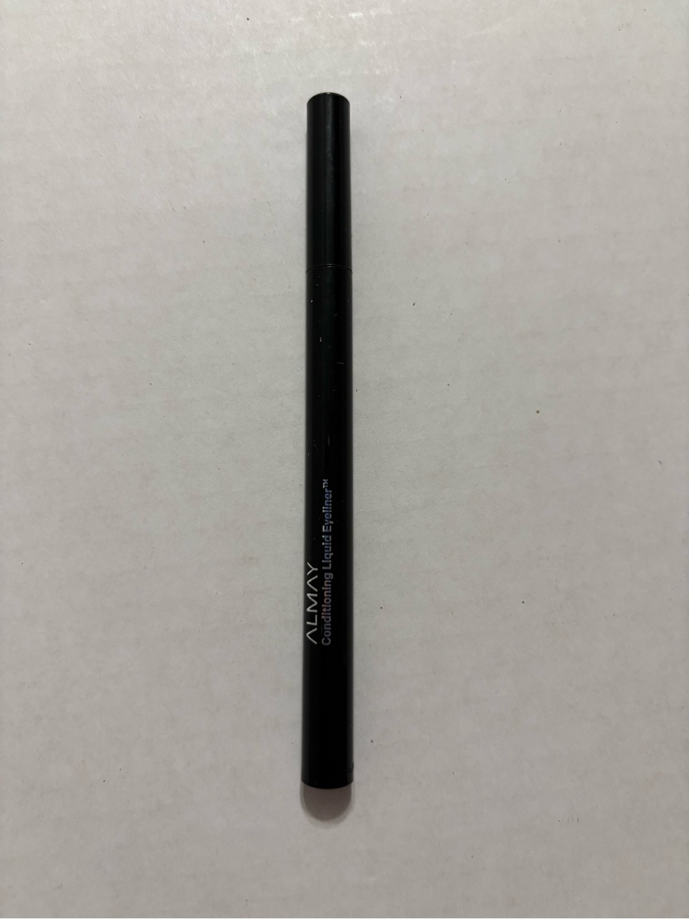 Almay Black Liquid Eyeliner Pen - Precision Tip